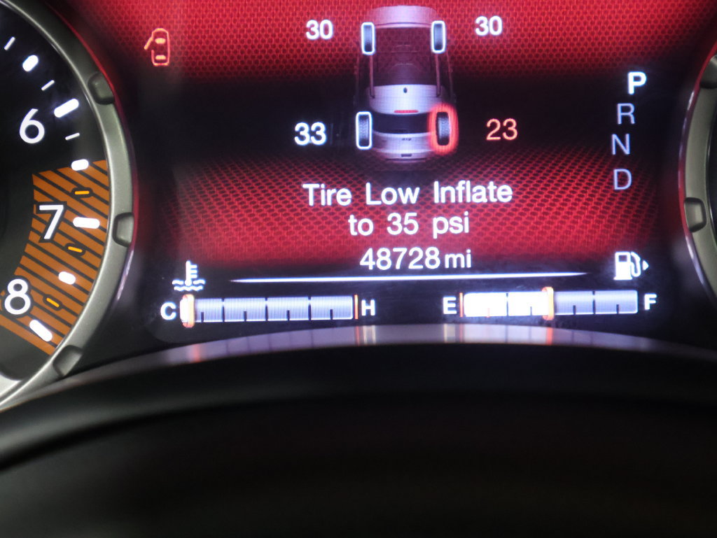 Used 2021 Jeep Renegade Latitude w/ Sun & Sound Group AWD/4WD image 40