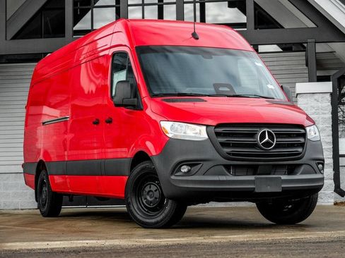 Used 2026 Mercedes-Benz Sprinter 2500 image 1