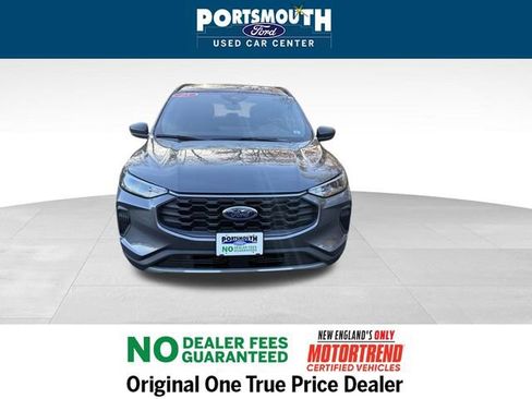 Used 2025 Ford Escape ST-Line w/ Tech Pack #1 image 9