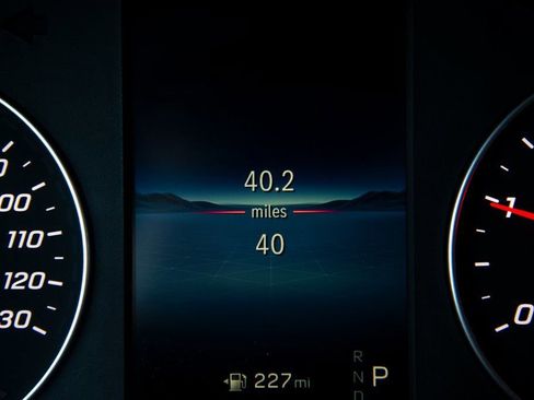 Used 2025 Mercedes-Benz Sprinter 2500 image 24