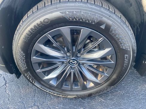 Certified 2025 MAZDA CX-70 3.3 Turbo w/ Preferred Package AWD/4WD image 27