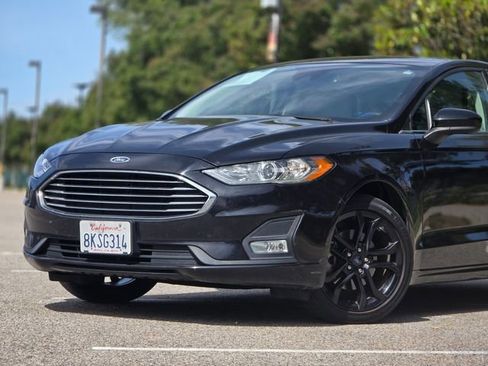 Used 2019 Ford Fusion SE w/ Equipment Group 151A image 22