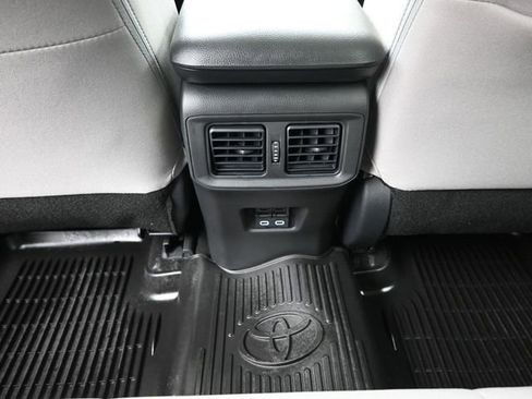 Certified 2025 Toyota RAV4 XLE w/ Convenience Package image 28