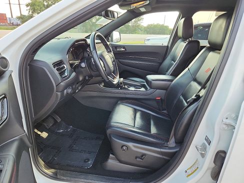 Used 2024 Dodge Durango GT image 11