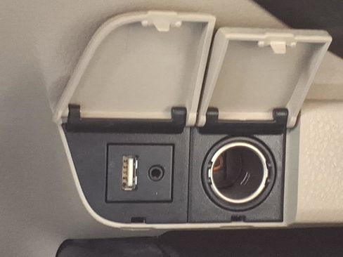 Used 2018 Toyota Camry XLE w/ Audio Package image 21