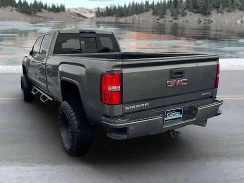 Used 2018 GMC Sierra 3500 Denali w/ Duramax Plus Package image 5