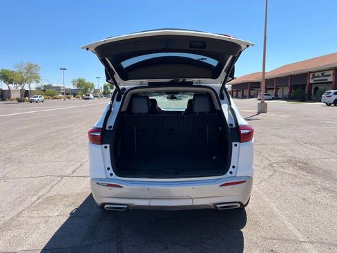 Used 2020 Buick Enclave Essence w/ Sound and Sites Package image 12