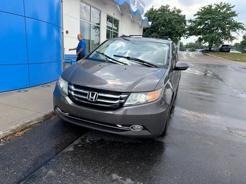 Used 2014 Honda Odyssey Touring Elite image 20