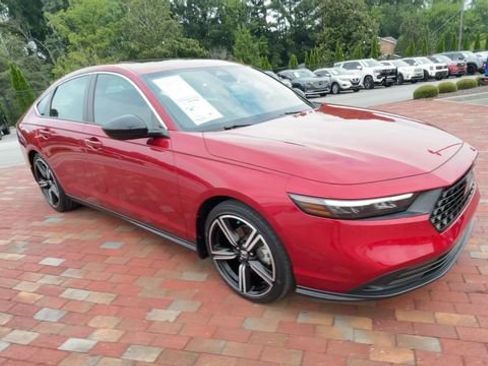 Certified 2023 Honda Accord Sport image 3