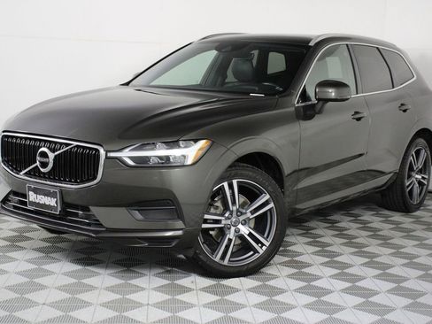 Used 2020 Volvo XC60 T5 Momentum w/ Protection Package Premier image 3