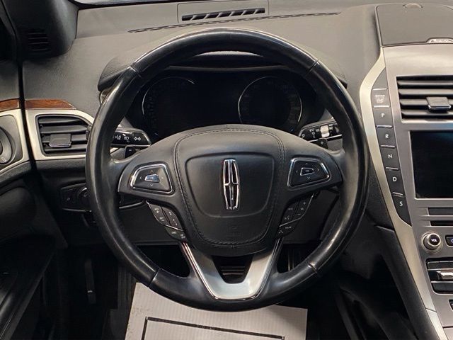 Used 2019 Lincoln MKZ Reserve w/ Reserve Plus Package AWD/4WD image 27