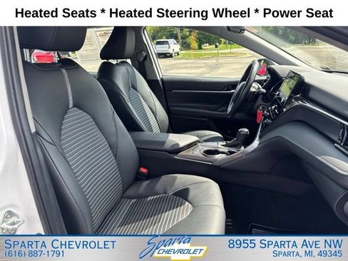 Used 2024 Toyota Camry SE FWD image 27