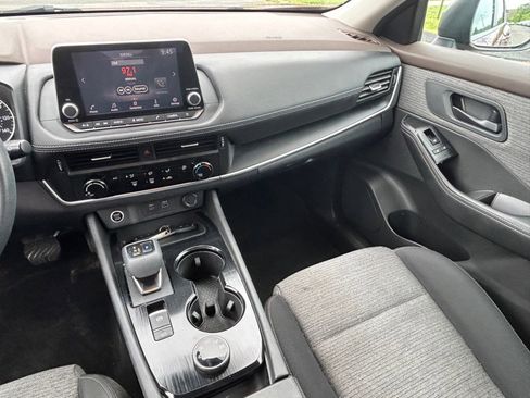Used 2021 Nissan Rogue S AWD/4WD image 16