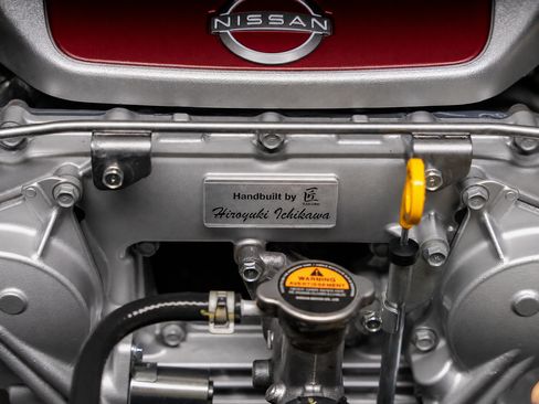 Used 2023 Nissan GT-R Premium w/ Premium Interior Package AWD/4WD image 3