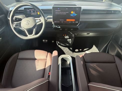 New 2025 Volkswagen ID. Buzz Pro S image 13