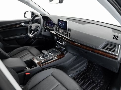 Used 2020 Audi Q5 e Premium Plus image 21