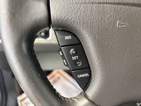 Used 2002 Ford Thunderbird RWD image 7