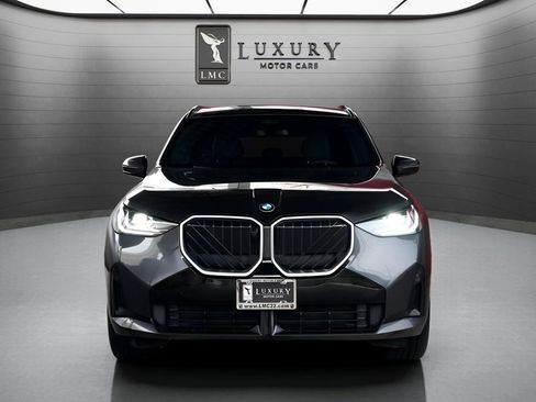 Used 2025 BMW X3 xDrive30i image 2