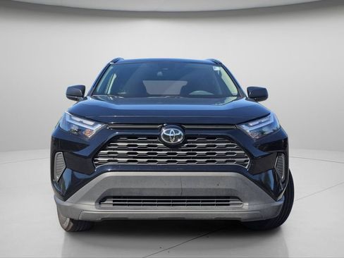 Used 2025 Toyota RAV4 LE AWD/4WD image 3