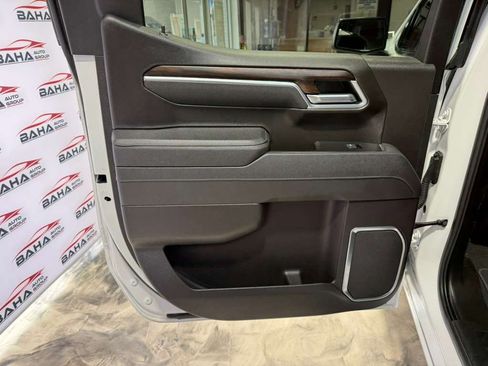Used 2025 GMC Sierra 1500 SLT AWD/4WD image 38