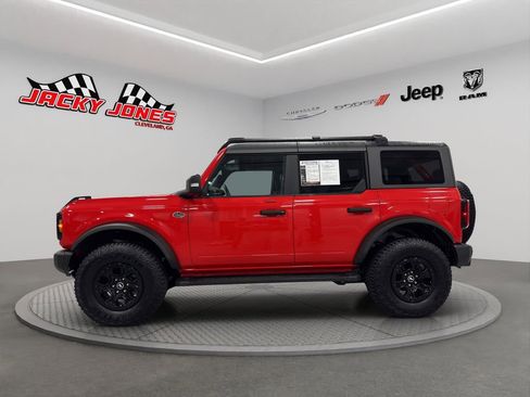 Used 2023 Ford Bronco Wildtrak image 2