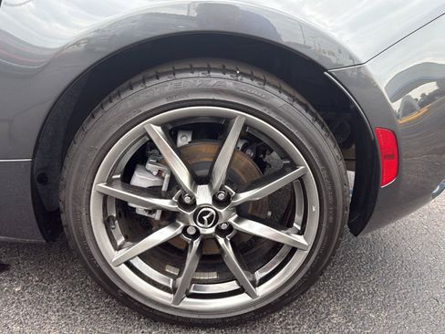 Used 2023 MAZDA MX-5 Miata Grand Touring RWD image 28