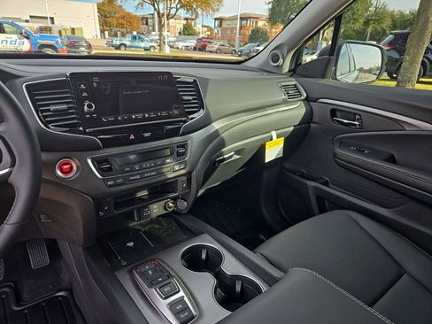 New 2026 Honda Ridgeline RTL image 17