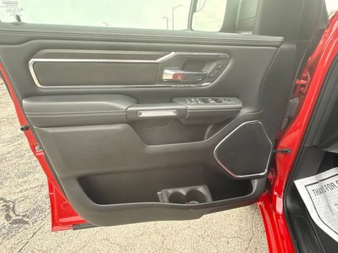 Used 2025 RAM 1500 Laramie AWD/4WD image 16