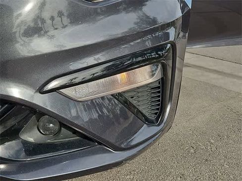 Used 2019 Kia Optima S image 11