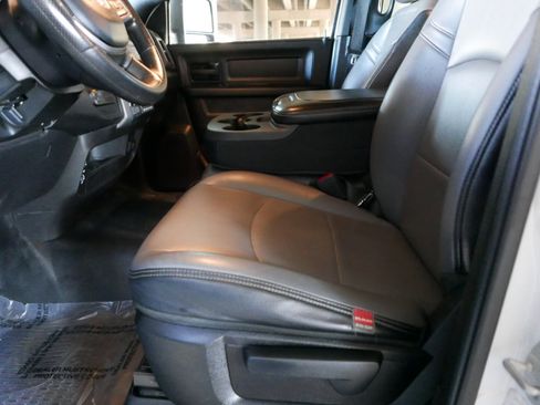 Used 2024 RAM 2500 Tradesman w/ Snow Chief Group image 9