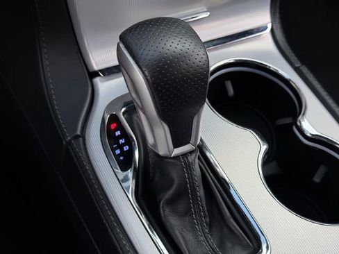 Used 2019 Jeep Grand Cherokee SRT image 20