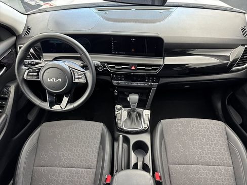 Used 2024 Kia Seltos S image 12