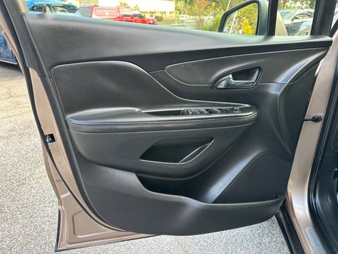 Used 2018 Buick Encore Preferred AWD/4WD image 11
