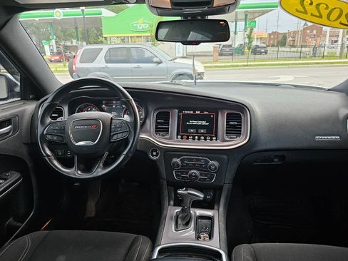 Used 2022 Dodge Charger SXT AWD/4WD image 6