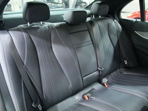 Used 2023 Mercedes-Benz E 350 4MATIC Sedan image 27