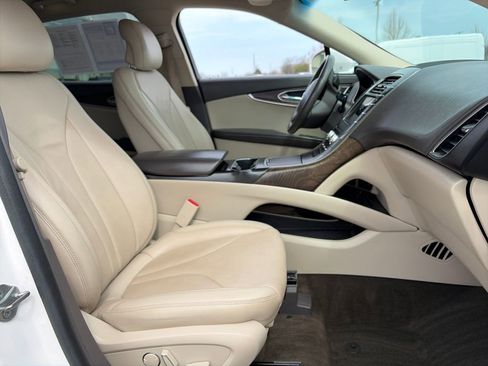 Used 2019 Lincoln Nautilus Reserve w/ Drivers Assistance Package image 13