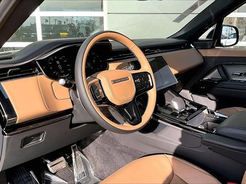 New 2026 Land Rover Range Rover Sport Dynamic SE AWD/4WD image 6