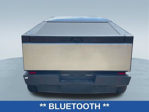 Used 2024 Tesla Cybertruck AWD Crew Cab image 4