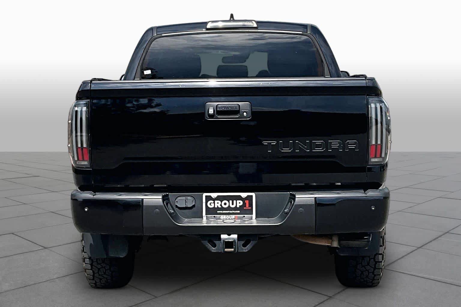 Used 2021 Toyota Tundra Limited w/ Limited Premium Package AWD/4WD image 5