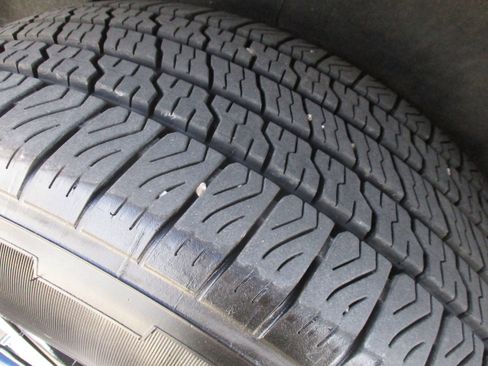 Used 2025 Ford Expedition Platinum AWD/4WD image 14