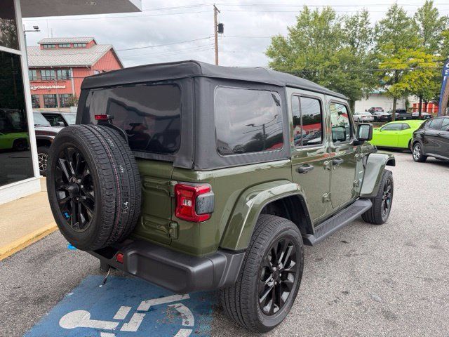 Used 2023 Jeep Wrangler Unlimited Sahara w/ Cold Weather Group AWD/4WD image 16