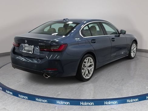 Certified 2026 BMW 330i xDrive Sedan w/ Premium Package AWD/4WD image 5