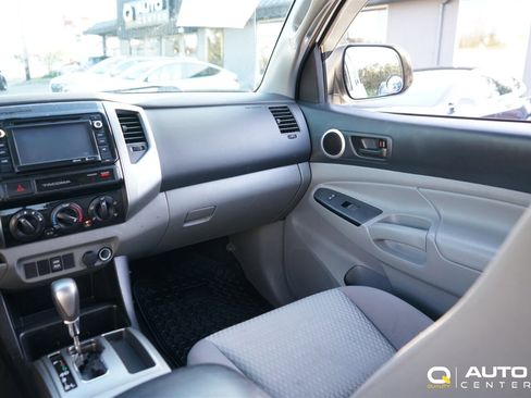 Used 2015 Toyota Tacoma 4x4 Double Cab image 20