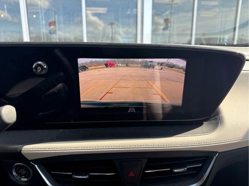 Used 2024 Buick Encore GX Preferred image 10