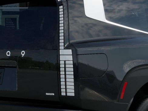 New 2026 Hyundai Ioniq 9 SE image 10