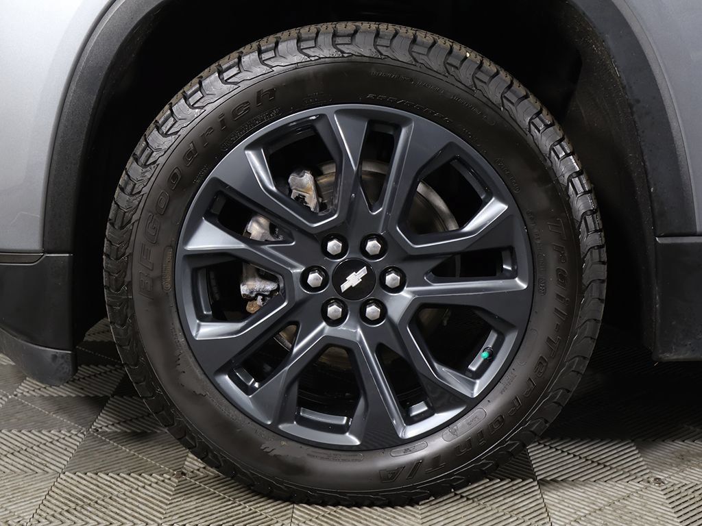 Used 2021 Chevrolet Traverse RS w/ LPO, Floor Liner Package AWD/4WD image 27