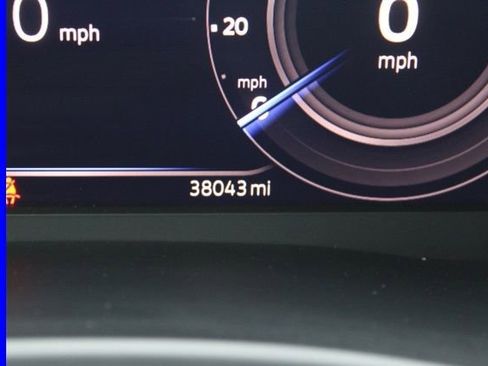 Used 2022 Volkswagen Atlas Cross Sport SE w/ Panoramic Sunroof Package image 37