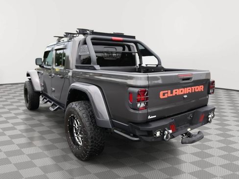 Used 2022 Jeep Gladiator Rubicon w/ Cold Weather Group AWD/4WD image 8