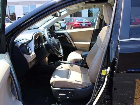 Used 2013 Toyota RAV4 Limited AWD/4WD image 13