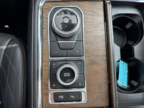 Used 2019 Ford Expedition Max Platinum AWD/4WD image 23